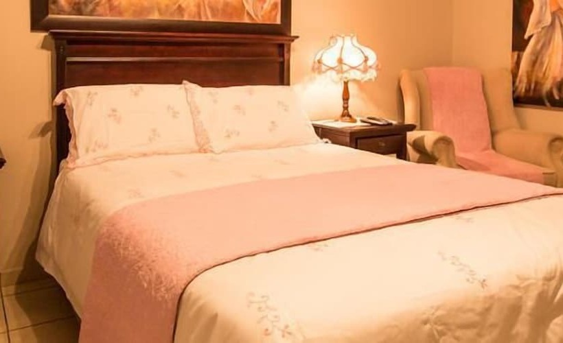 פנסיון @home Guest House