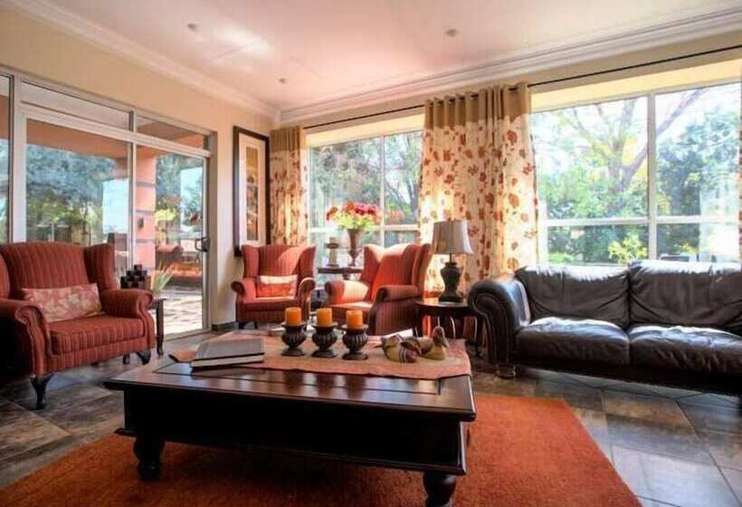 פנסיון @home Guest House