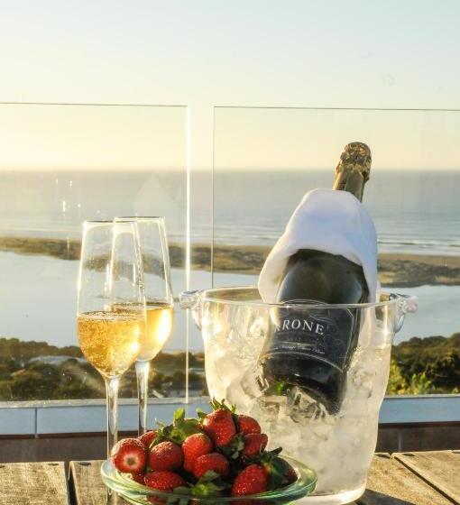 بنسيون La Vista Lodge