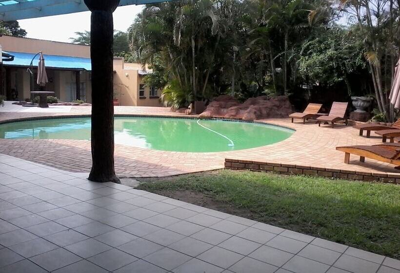 פנסיון The Anglers Rod