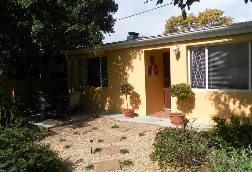 פנסיון Zareba B&b Guest House