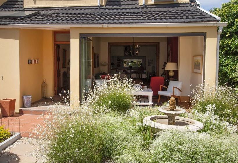 פנסיון Zareba B&b Guest House