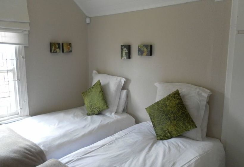 פנסיון Zareba B&b Guest House