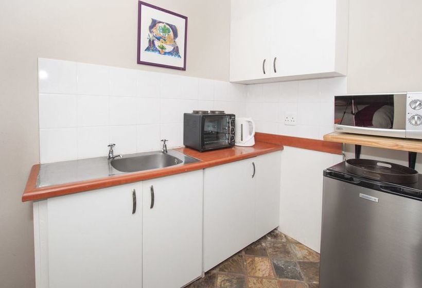 פנסיון Zareba B&b Guest House