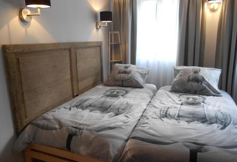 تختخواب و صبحانه Bnb City