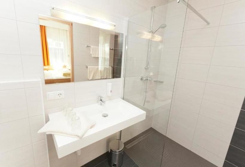 تختخواب و صبحانه Garni Gletschertor