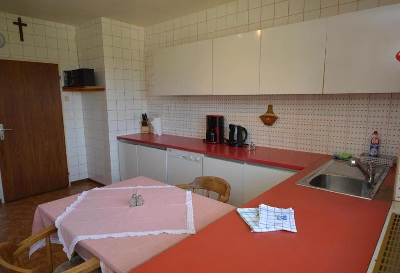 تختخواب و صبحانه Haus Lattacher By Châtel Reizen