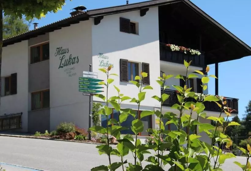 تختخواب و صبحانه Vista Apartments