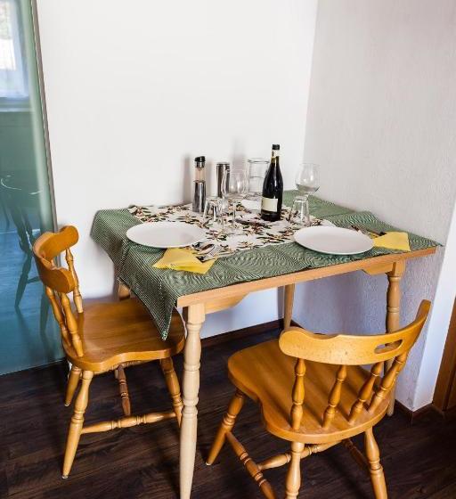 ベッドアンドブレックファースト Haus Sieben Singer Lydia