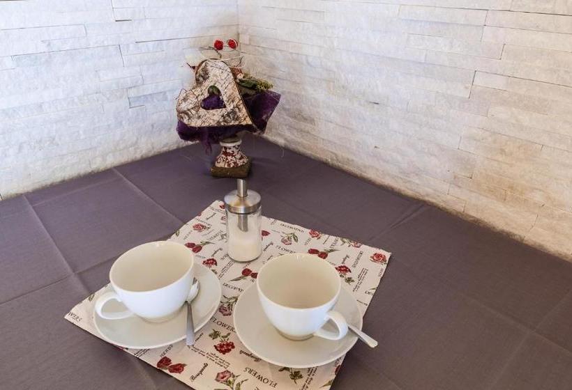 ベッドアンドブレックファースト Haus Sieben Singer Lydia