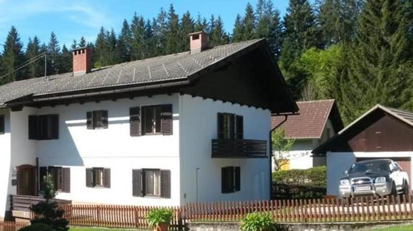 ベッドアンドブレックファースト Haus Sieben Singer Lydia