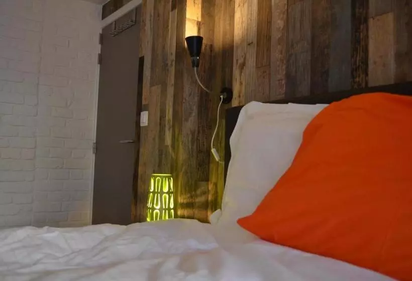 تختخواب و صبحانه Les Chambres d'Elza