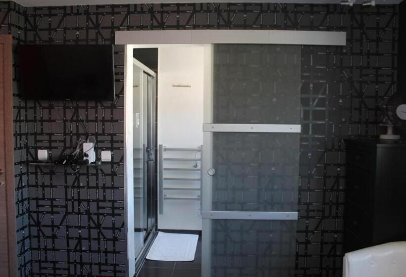 تختخواب و صبحانه Sweetnest Guest House