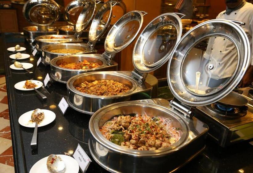 Gokulam Park Hotel & Convention Centre