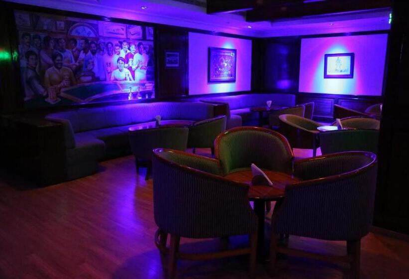 Gokulam Park Hotel & Convention Centre