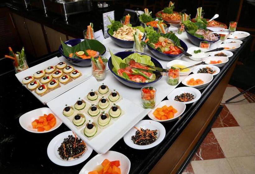 Gokulam Park Hotel & Convention Centre