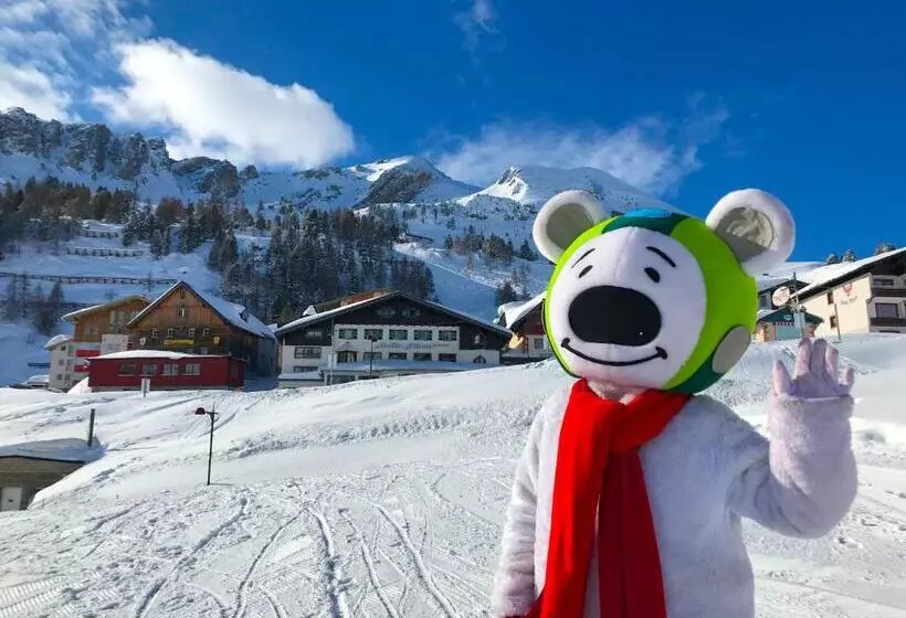 ホテル Andi S Ski