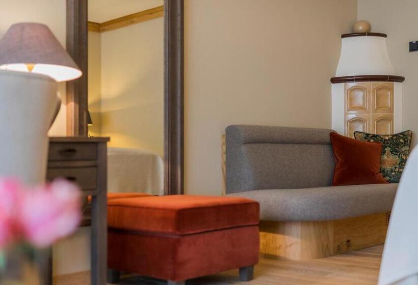 هتل Der Unterschwarzachhof