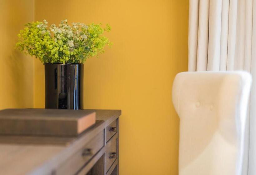 هتل Der Unterschwarzachhof