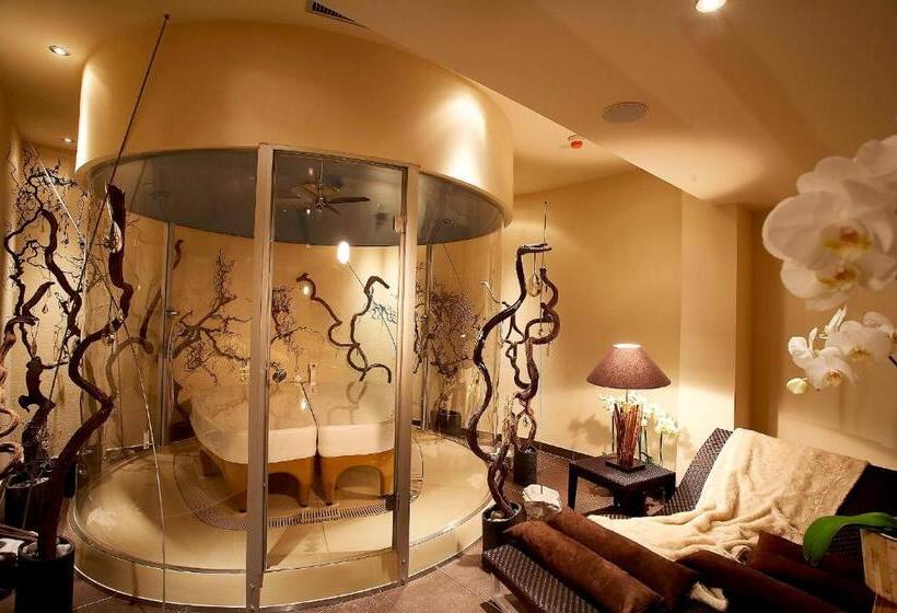 هتل Der Unterschwarzachhof