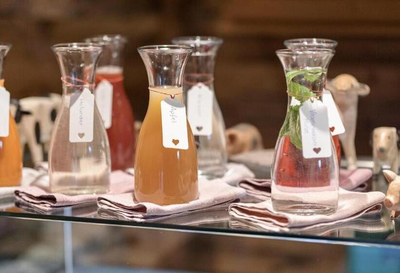 هتل Der Unterschwarzachhof