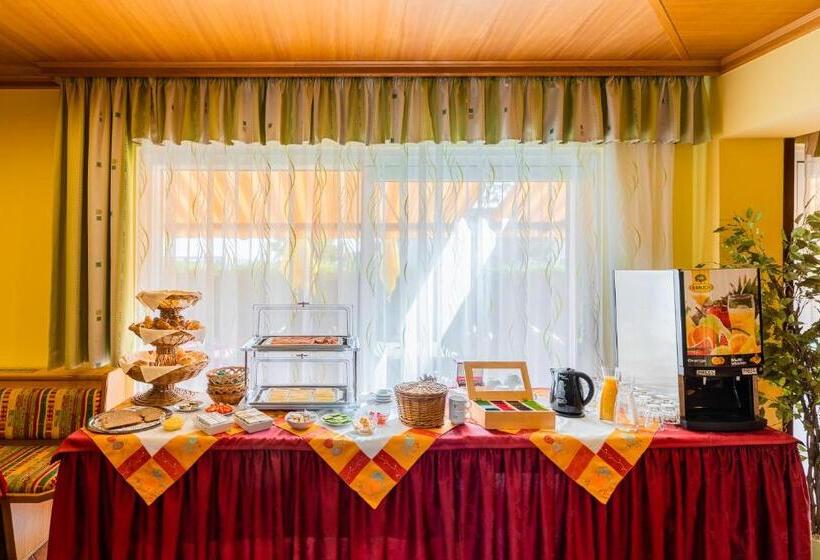 Hotelli Garni Steinfeld