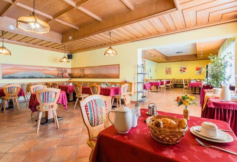 Hotelli Garni Steinfeld