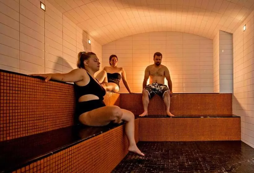 Hotel La Cache A Maxime
