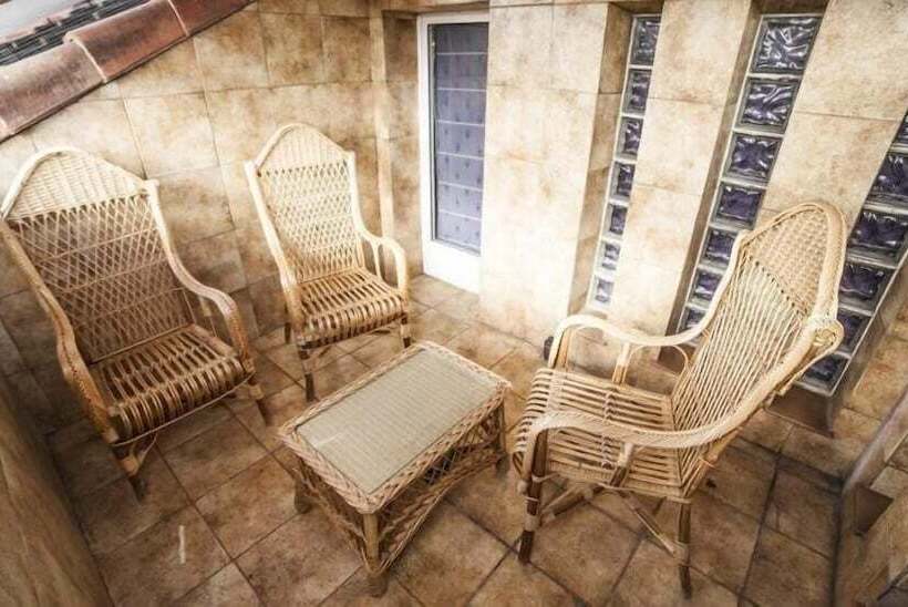 هتل Real de Castilla