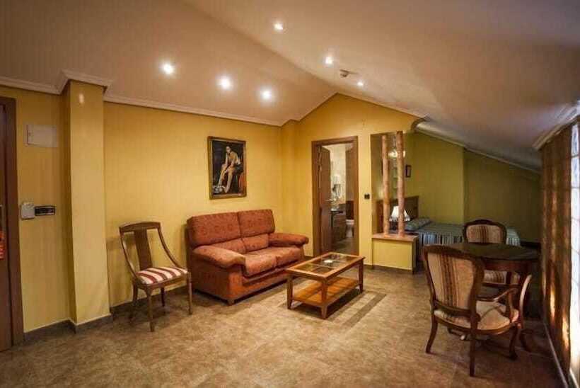 هتل Real de Castilla