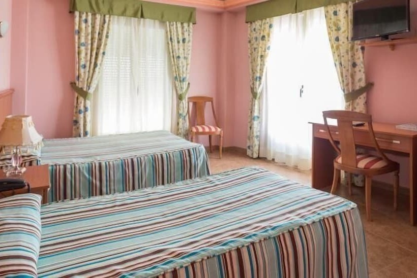 هتل Real de Castilla