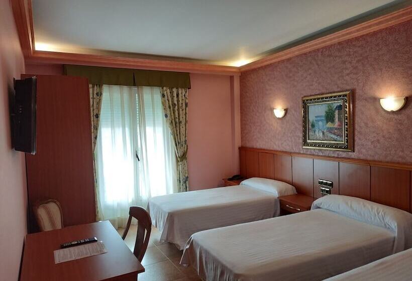 هتل Real de Castilla