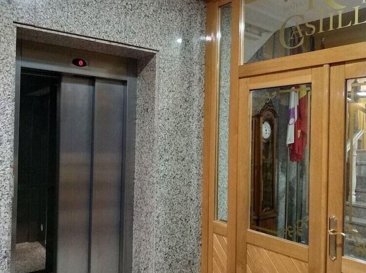 هتل Real de Castilla