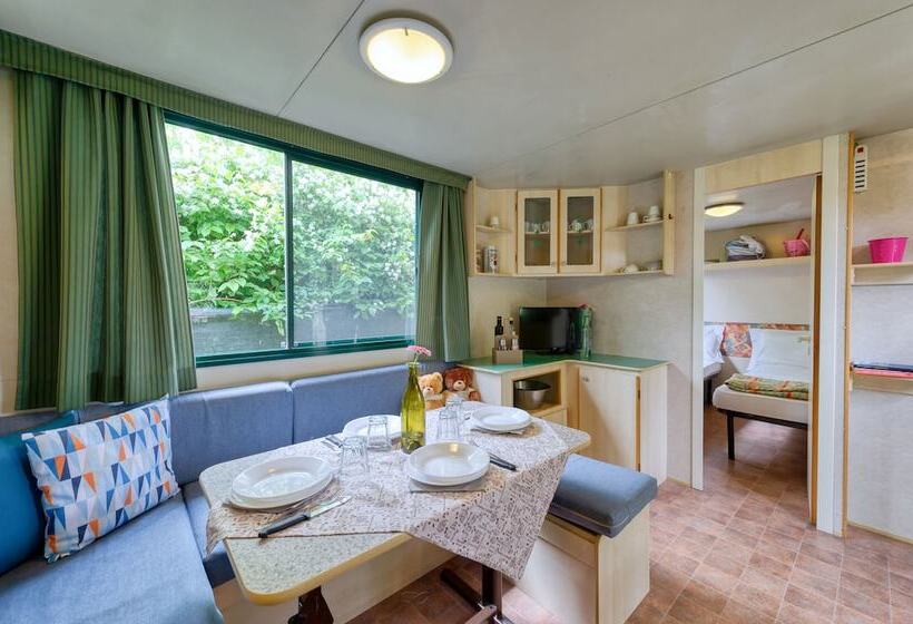 בית מלון כפרי San Benedetto Camping Relais