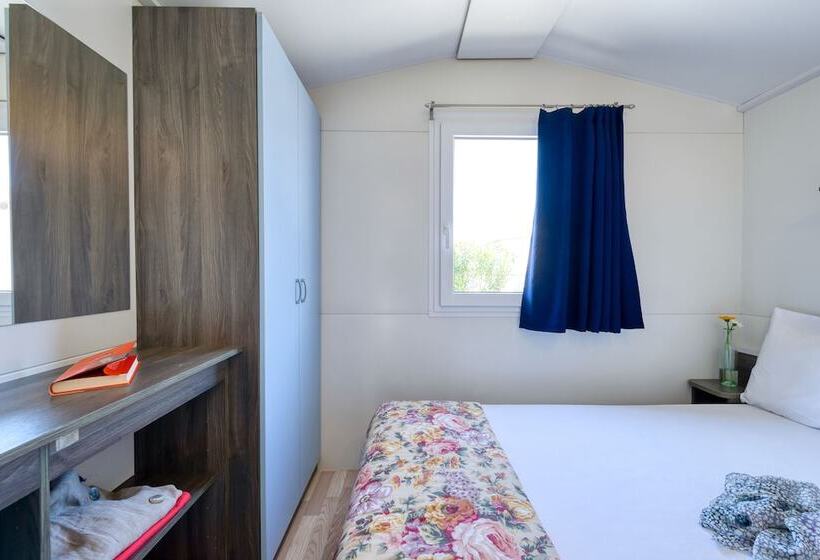 בית מלון כפרי San Benedetto Camping Relais