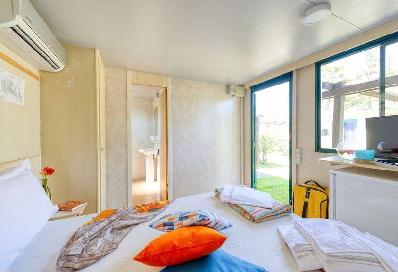 בית מלון כפרי San Benedetto Camping Relais