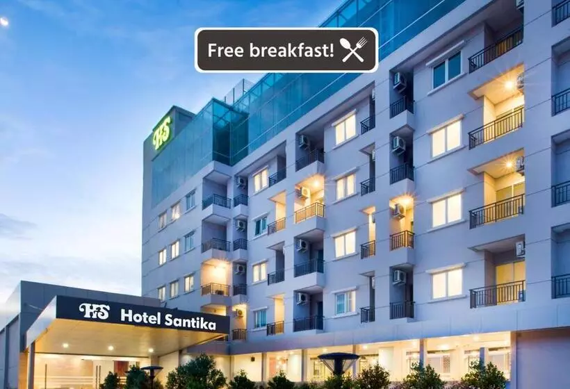 ホテル Santika Mega City  Bekasi