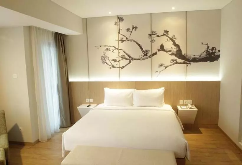 ホテル Santika Mega City  Bekasi