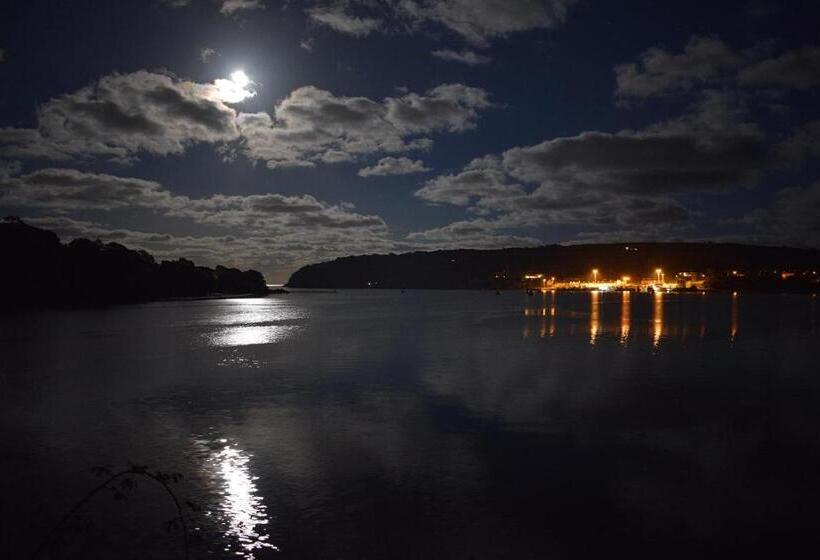 مبيت وإفطار Shearwater Country House Accommodation