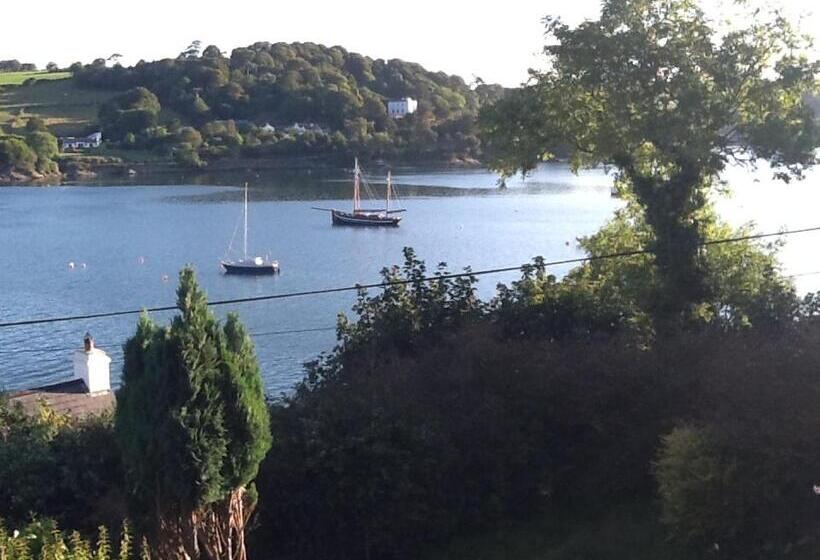 مبيت وإفطار Shearwater Country House Accommodation