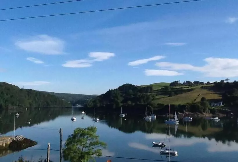 ベッドアンドブレックファースト Shearwater Country House Accommodation