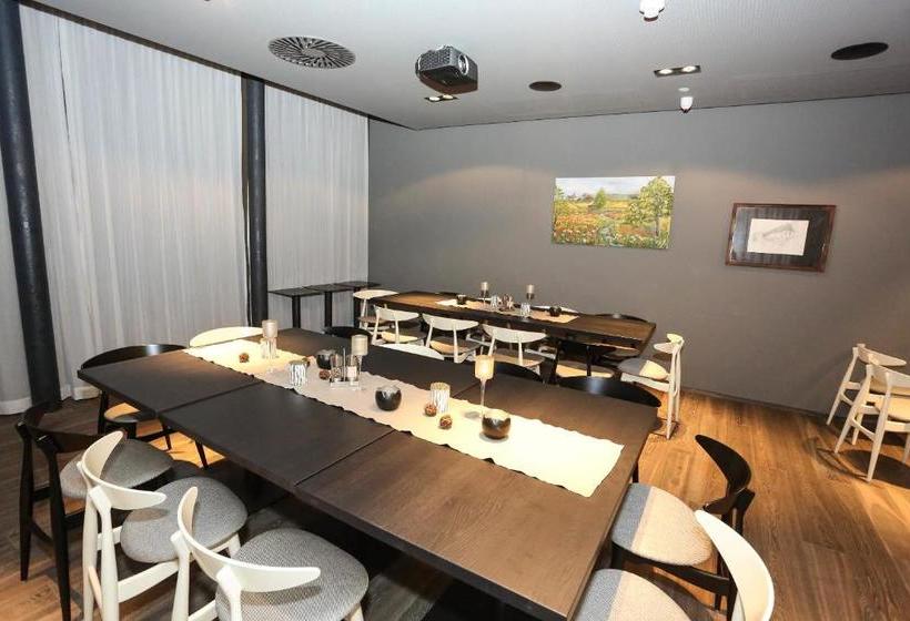 Badhaus Hotel/restaurant/café