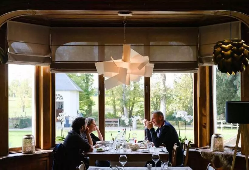هتل L'o De Vie