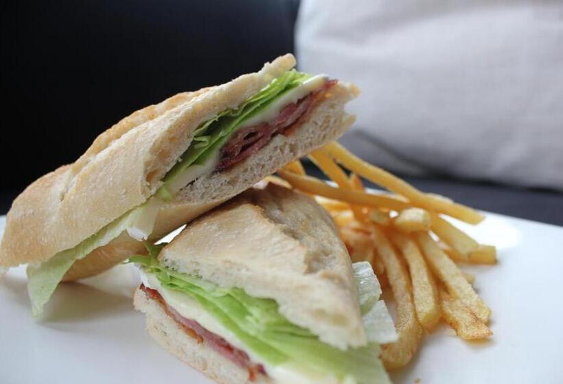 ホテル Los Peñascales   Adults Only