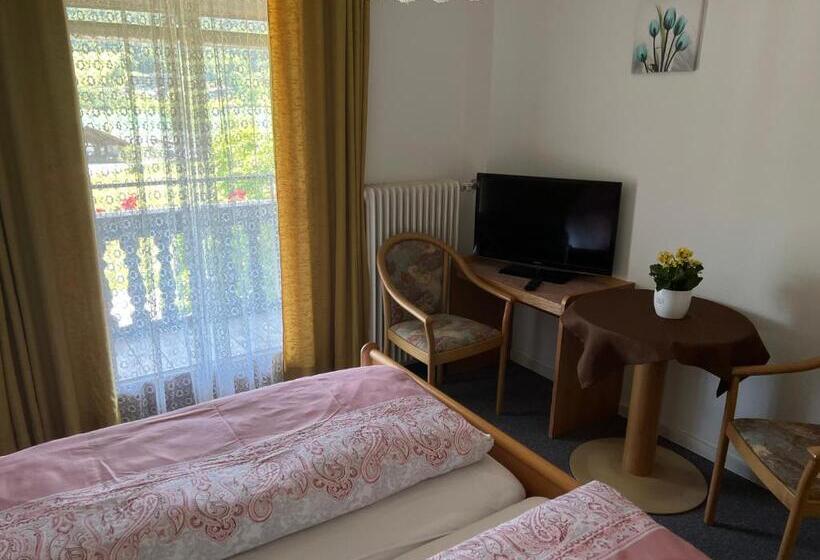 בית מלון כפרי Weisses Rössl Am See