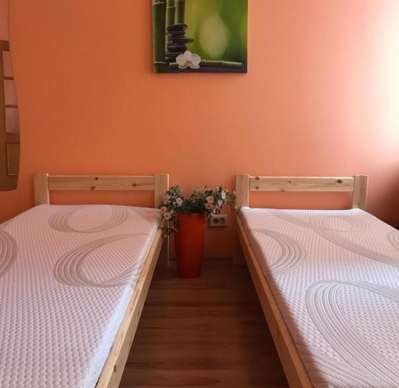 هاستل Balticapart Riga