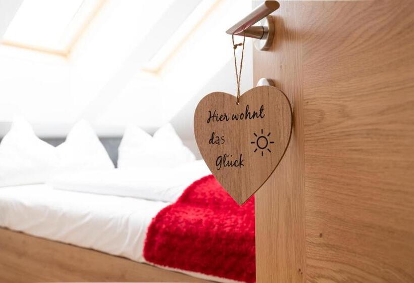 Alpenhotel & Aparthotel Lanz