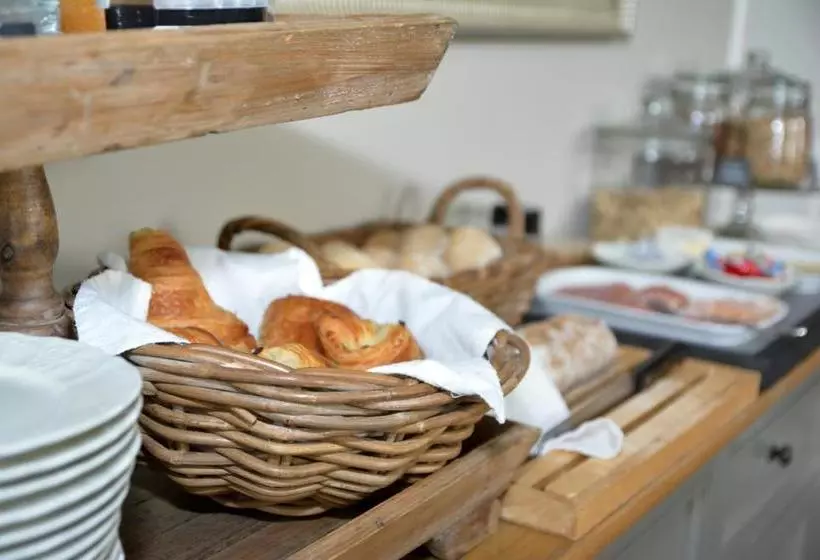 B&b Maris Logies