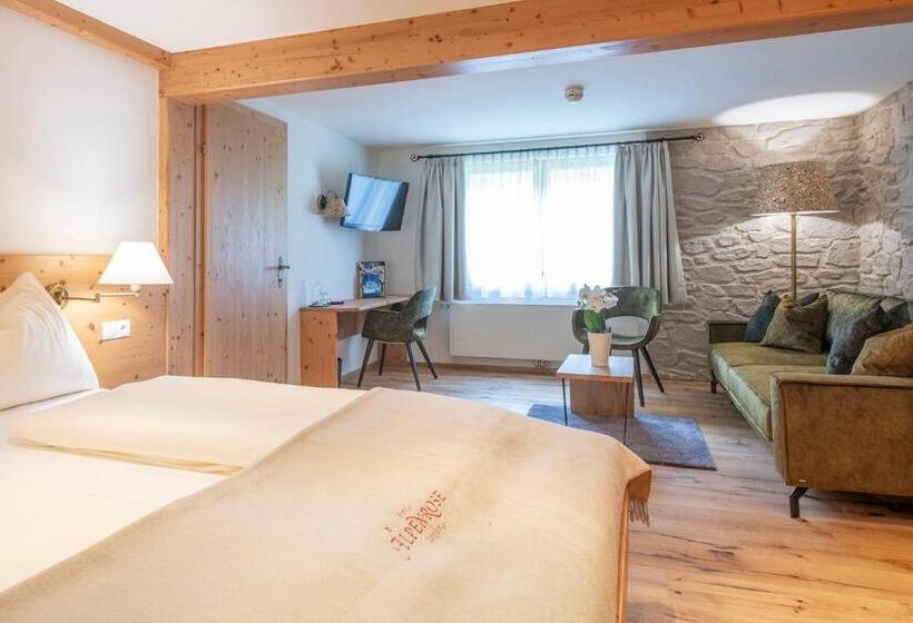 Hotelli Alpenrose