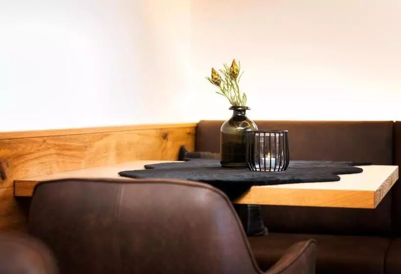 Hotel Brugger